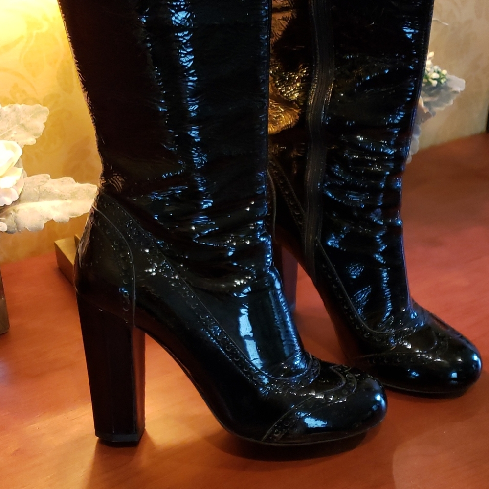 Miu miu black patent leather 🖤